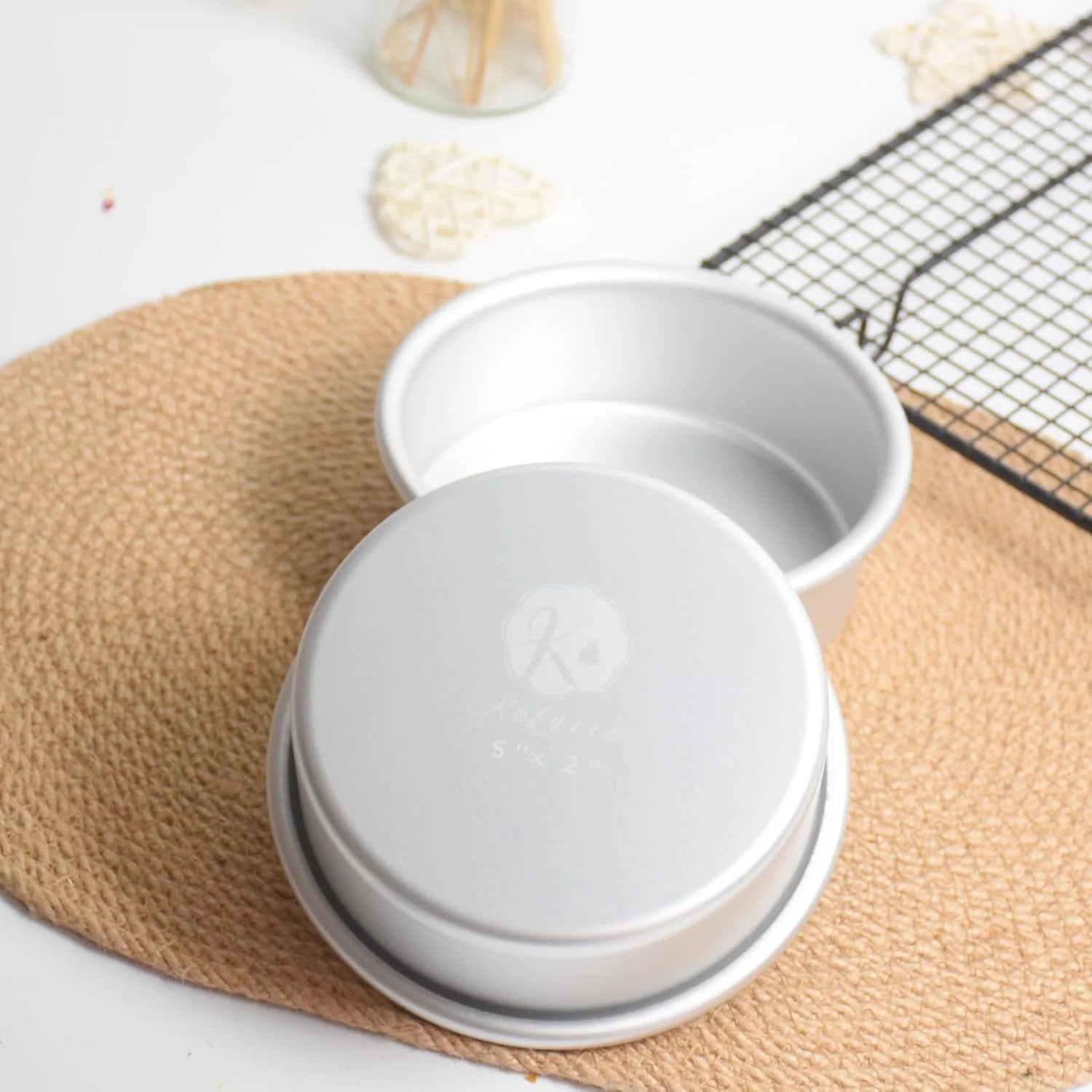 Kefyixc Aluminum smash cake 5×2 inch round Cake Pans Set of 2,anodized aluminum,layer cake pan,birthday cake pans, baking pan For birthday cake, party cake Silver (5×2 round Cake Pan, Set of 2)